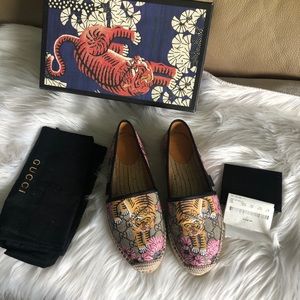 Authentic Gucci espadrilles.